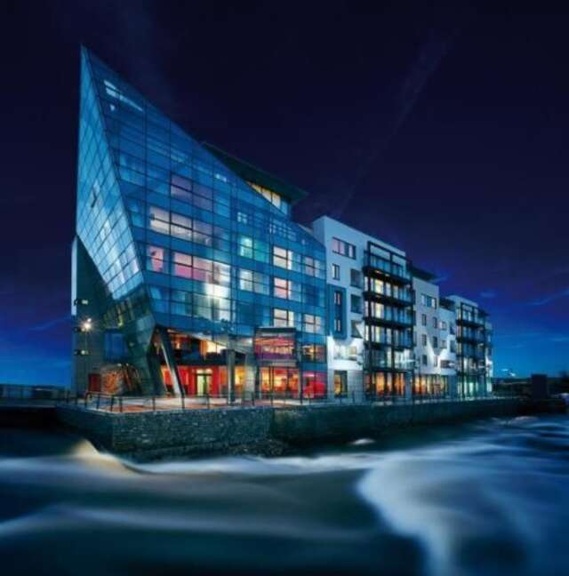 Отель The Glasshouse Слайго-3